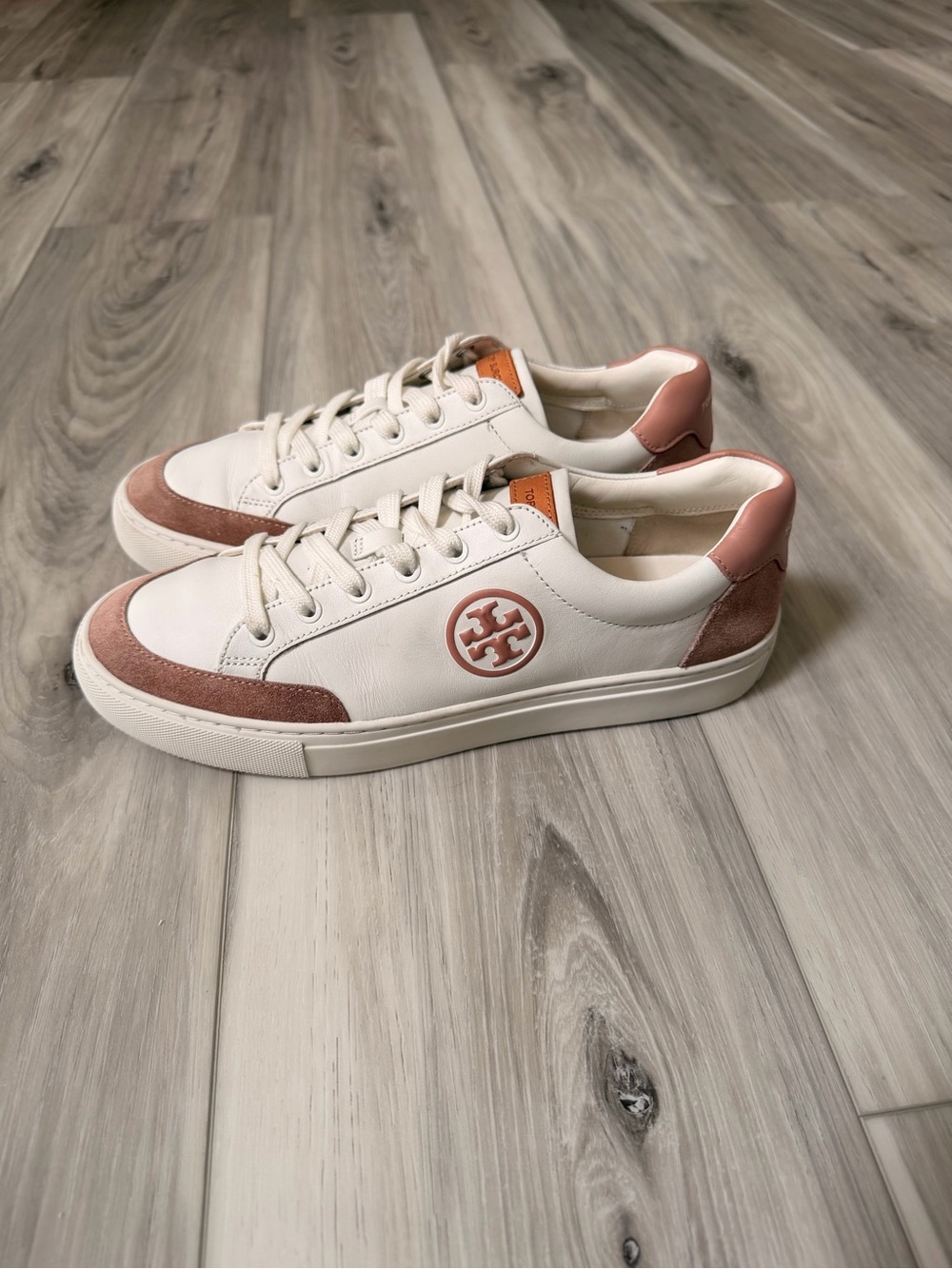 Tory Burch Leather Sneakers White Pink Suede Size 9 - Picture 2 of 12